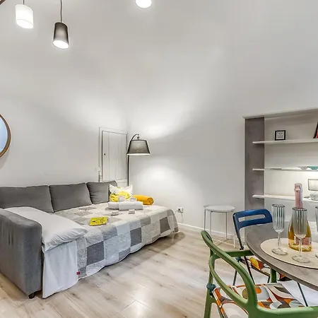 Casa Di Lilo Historic Center Flat Sleeps 4 With Ac - Happy Daire Sanremo