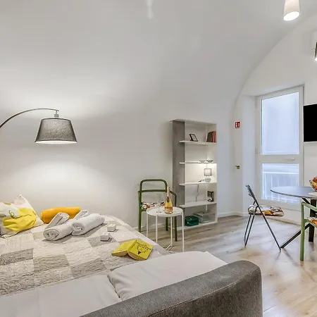 Casa Di Lilo Historic Center Flat Sleeps 4 With Ac - Happy