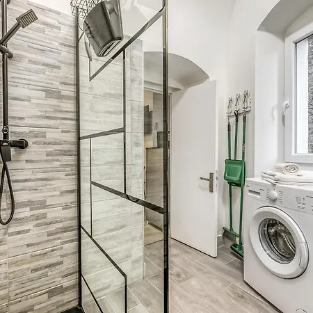Casa Di Lilo Historic Center | Sleeps 4 | A/c - Happy Appartamento